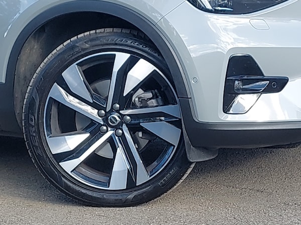 Used Volvo XC40 2024 for sale - 75738032: Photo 9