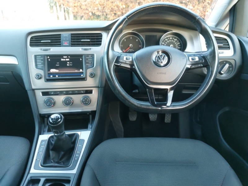 Used Volkswagen Golf 2017 for sale - 76864612: Photo 7