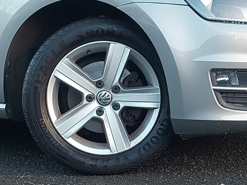 Used Volkswagen Golf 2017 for sale - 76864612: Photo 9