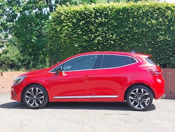 Used Renault Clio 2022 for sale - 79011162: Photo