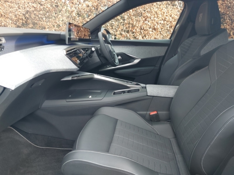 Used Peugeot 3008 2025 for sale - 77652348: Photo 5