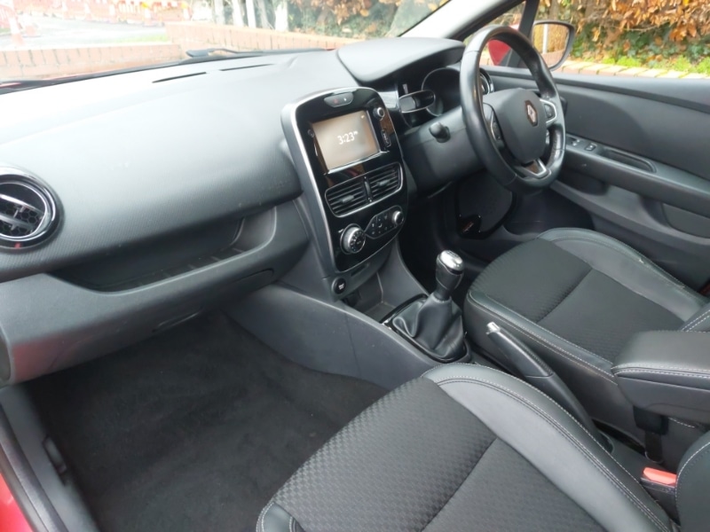 Used Renault Clio 2017 for sale - 77380151: Photo 5
