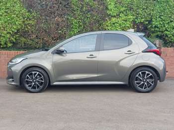 Used Toyota Yaris 2022 for sale - 74887196: Photo