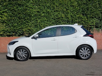 Used Toyota Yaris 2023 for sale - 79253338: Photo