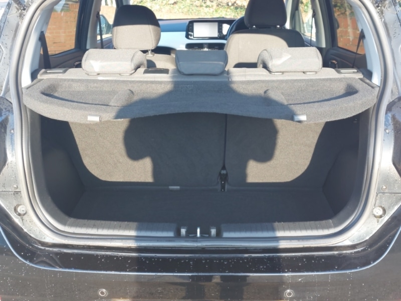 Used Hyundai i10 2023 for sale - 77750708: Photo 8