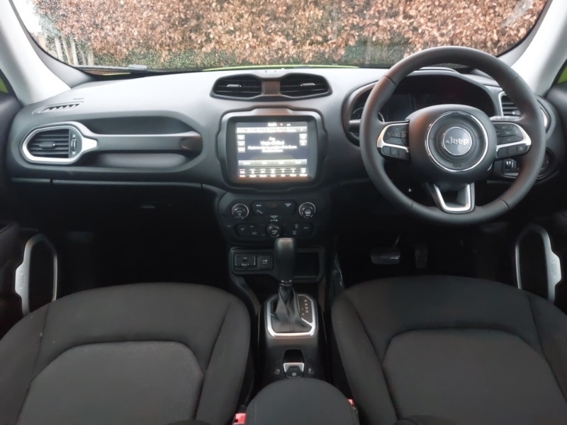 Used Jeep Renegade 2018 for sale - 77585061: Photo 2