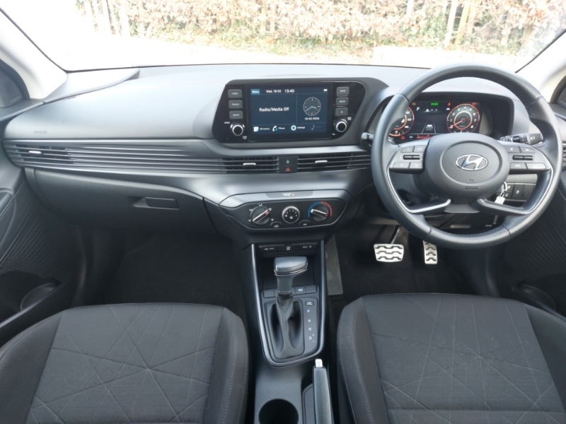 Used Hyundai BAYON 2023 for sale - 77939167: Photo 2