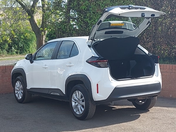 Used Toyota Yaris Cross 2022 for sale - 76195354: Photo 18