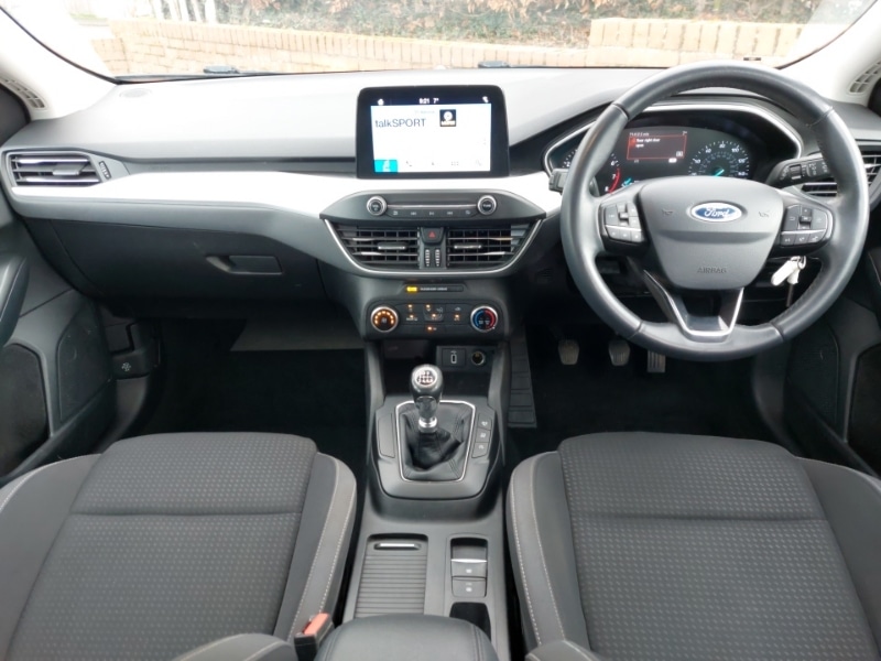 Used Ford Focus 2018 for sale - 77652375: Photo 2
