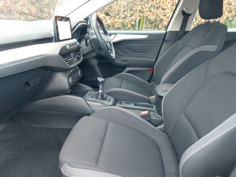 Used Ford Focus 2018 for sale - 77652375: Photo 5