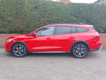 Used Ford Focus 2022 for sale - 76091665: Photo 4