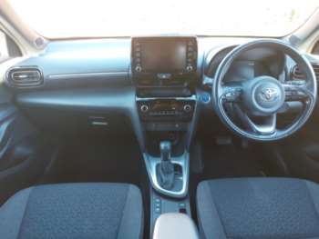Used Toyota Yaris Cross 2022 for sale - 74309047: Photo