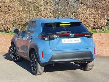 Used Toyota Yaris Cross 2022 for sale - 74309047: Photo