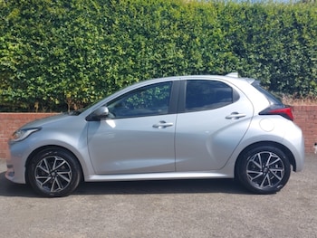 Used Toyota Yaris 2023 for sale - 79310682: Photo