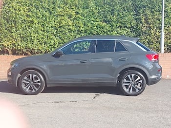 Used Volkswagen T-Roc 2020 for sale - 79829591: Photo