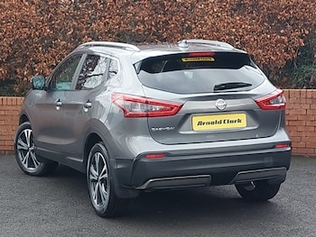 Used Nissan Qashqai 2018 for sale - 77319998: Photo