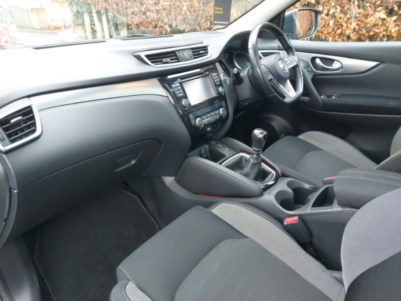 Used Nissan Qashqai 2018 for sale - 77319998: Photo 5