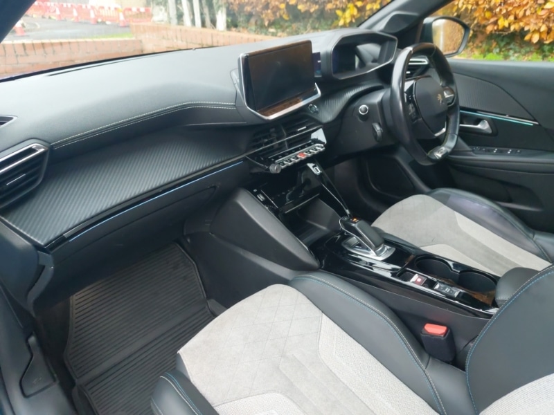 Used Peugeot 208 2020 for sale - 76589271: Photo 5