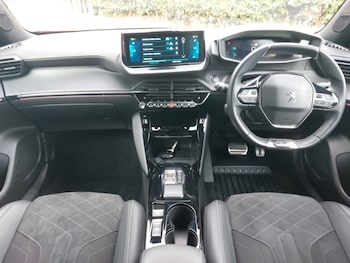 Used Peugeot 2008 2023 for sale - 79529873: Photo