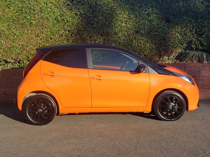 Used Toyota AYGO 2019 for sale - 76071360: Photo 12