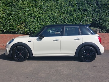 Used MINI Hatch 2018 for sale - 75491520: Photo