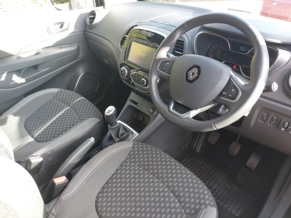 Used Renault Captur 2018 for sale - 76145573: Photo 14
