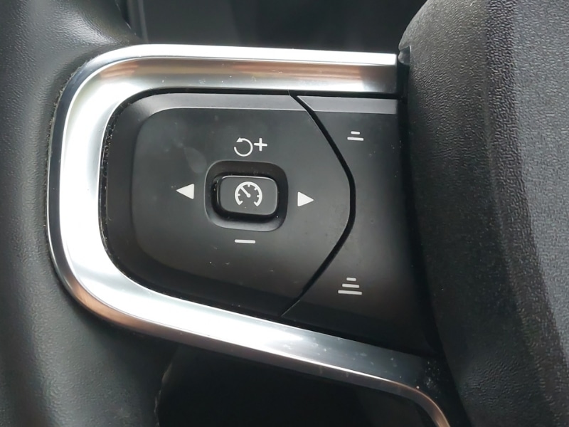 Used Volvo XC40 2022 for sale - 76160919: Photo 19