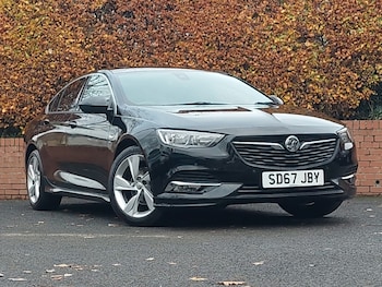 Vauxhall - Insignia
