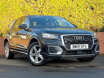 Audi - Q2