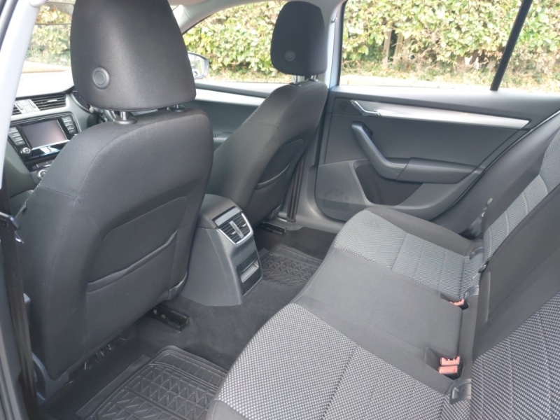 Used Skoda Octavia 2015 for sale - 76054959: Photo 6