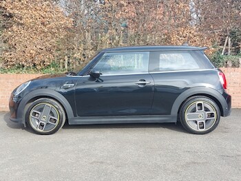 Used MINI Hatch 2023 for sale - 78274796: Photo