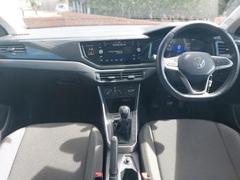 Used Volkswagen Polo 2024 for sale - 79339410: Photo