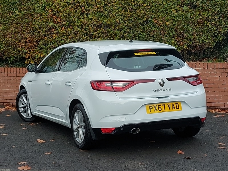 Used Renault Megane 2017 for sale - 76335640: Photo 3