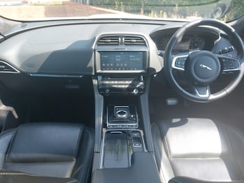 Used Jaguar F-Pace 2020 for sale - 78895853: Photo