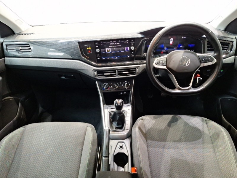 Used Volkswagen Polo 2023 for sale - 76736945: Photo 2