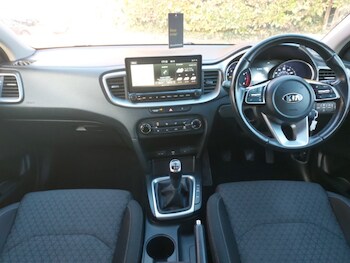 Used Kia Ceed 2020 for sale - 76233478: Photo 2