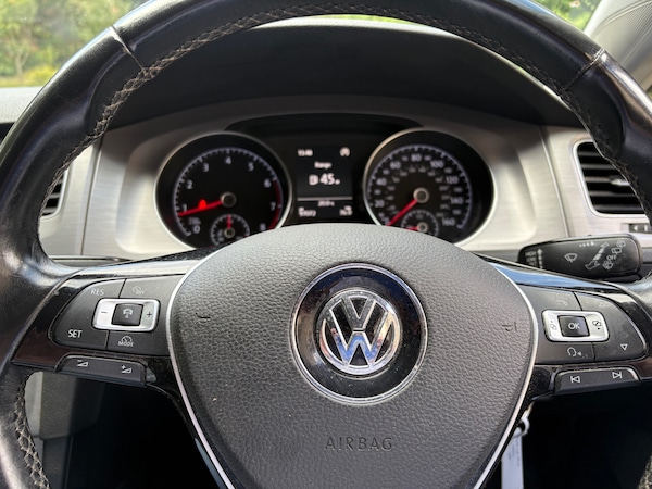 Used Volkswagen Golf 2015 for sale - 75689751: Photo 11