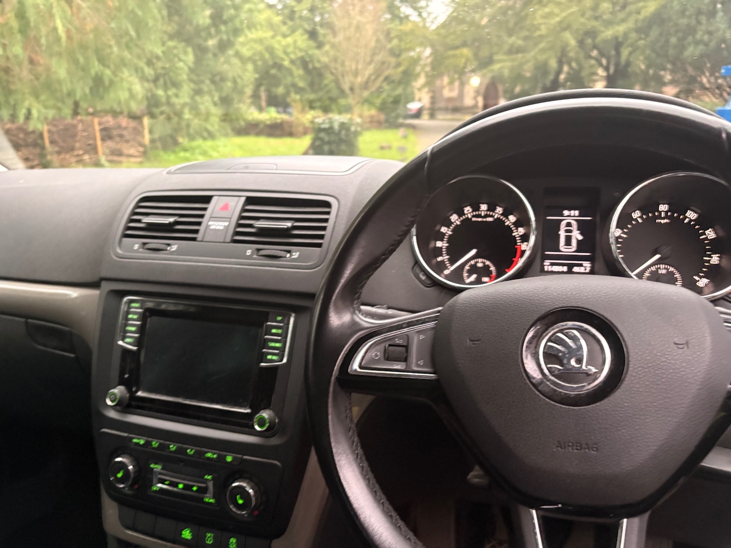 Used Skoda Yeti 2015 for sale - 76950997: Photo 10