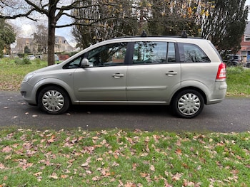 Used Vauxhall Zafira 2010 for sale - 76656490: Photo