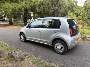Used Volkswagen up! 2016 for sale - 75480709: Photo
