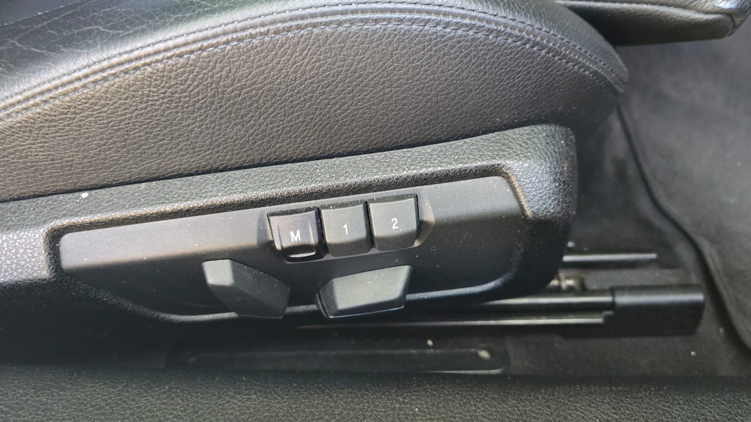 Used BMW 6 Series 2012 for sale - 77154742: Photo 15