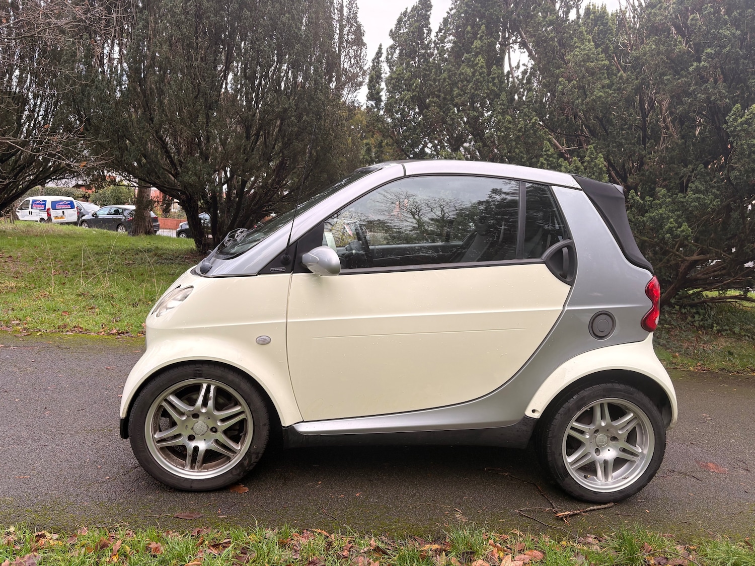 Used smart fortwo 2004 for sale - 76859579: Photo 4