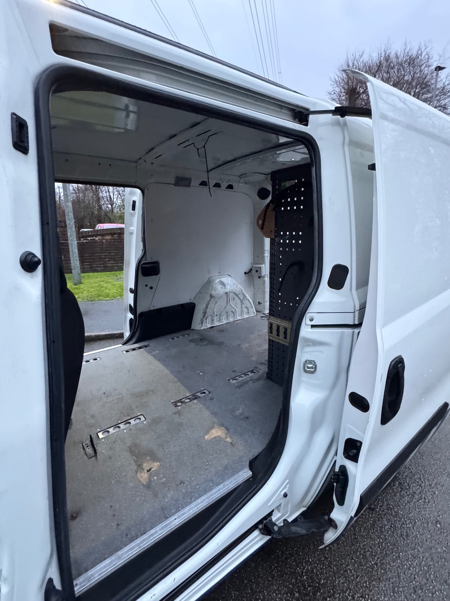 Used Vauxhall Combo 2014 for sale - 76630344: Photo 16