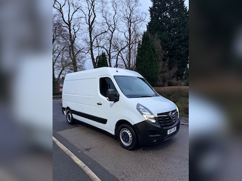 Vauxhall Movano feature image