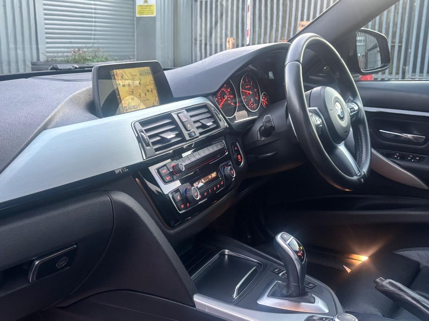 Used BMW 3 Series 2017 for sale - 75401334: Photo 16