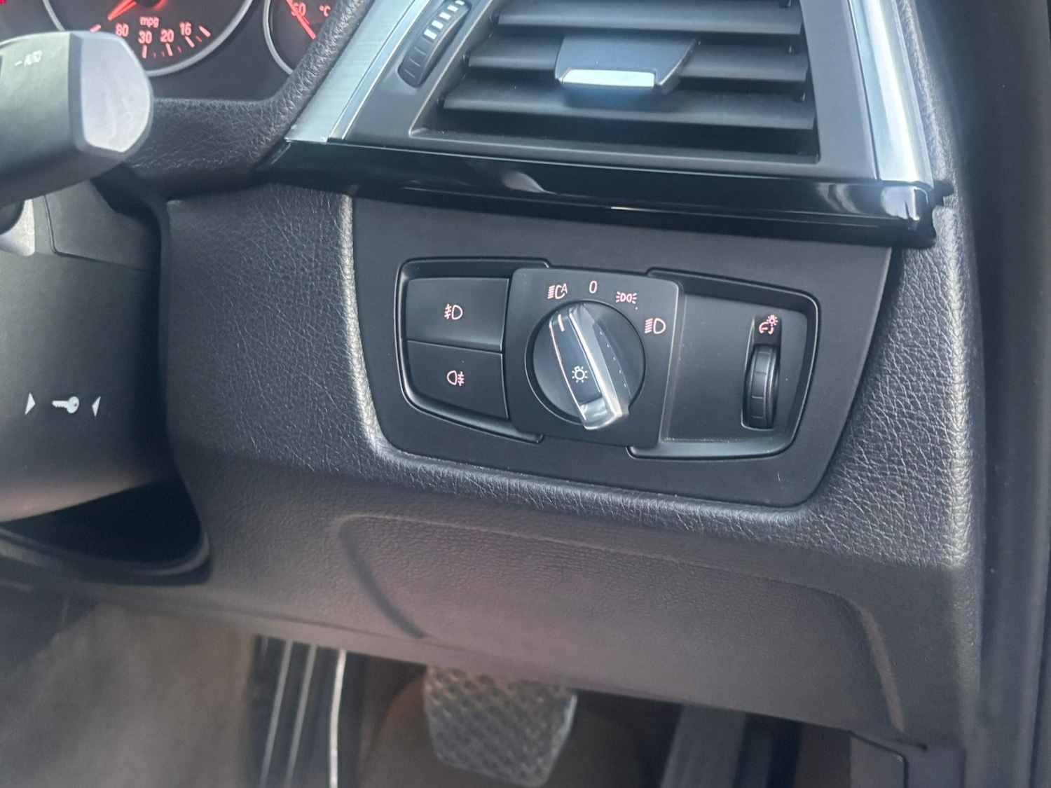 Used BMW 3 Series 2017 for sale - 75401334: Photo 17