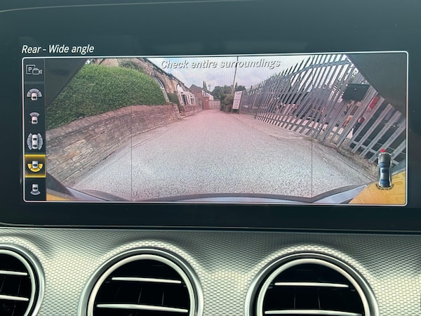 Used Mercedes-Benz E-Class 2018 for sale - 74895312: Photo 38