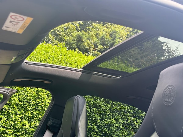 Used Mercedes-Benz E-Class 2018 for sale - 74895312: Photo 44