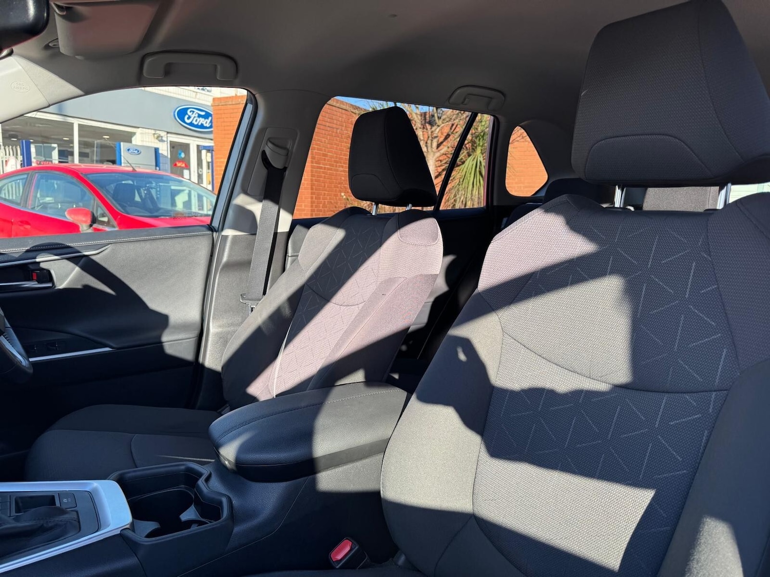 Used Toyota RAV4 2021 for sale - 77116057: Photo 28