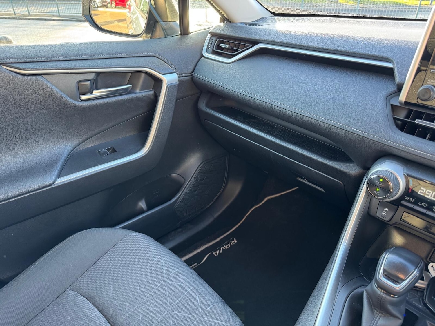 Used Toyota RAV4 2021 for sale - 77116057: Photo 40